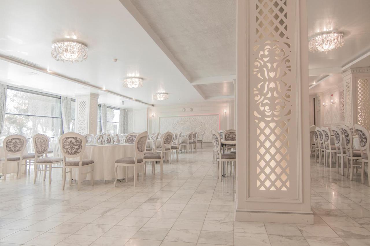 Hotel Merty Konstanca Kültér fotó
