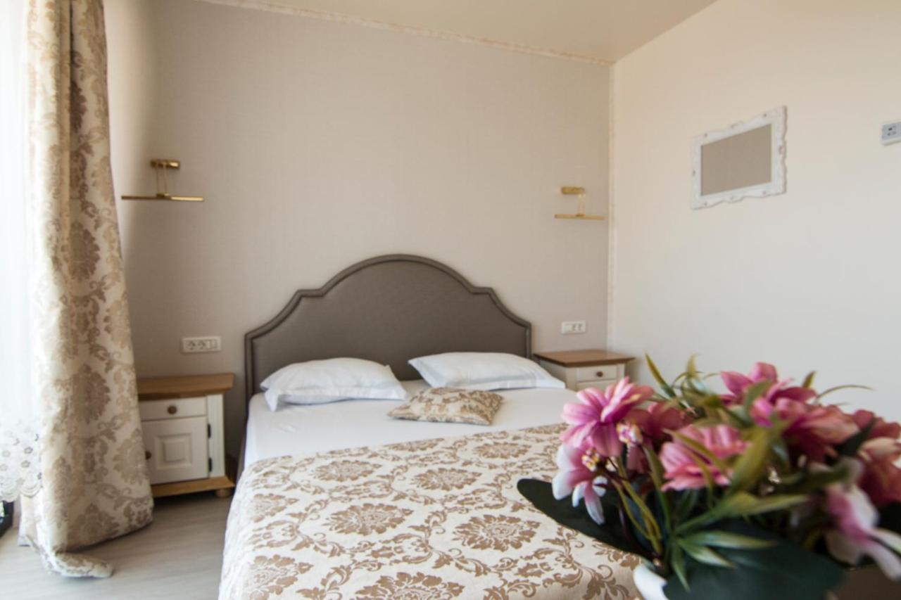 Hotel Merty Konstanca Kültér fotó