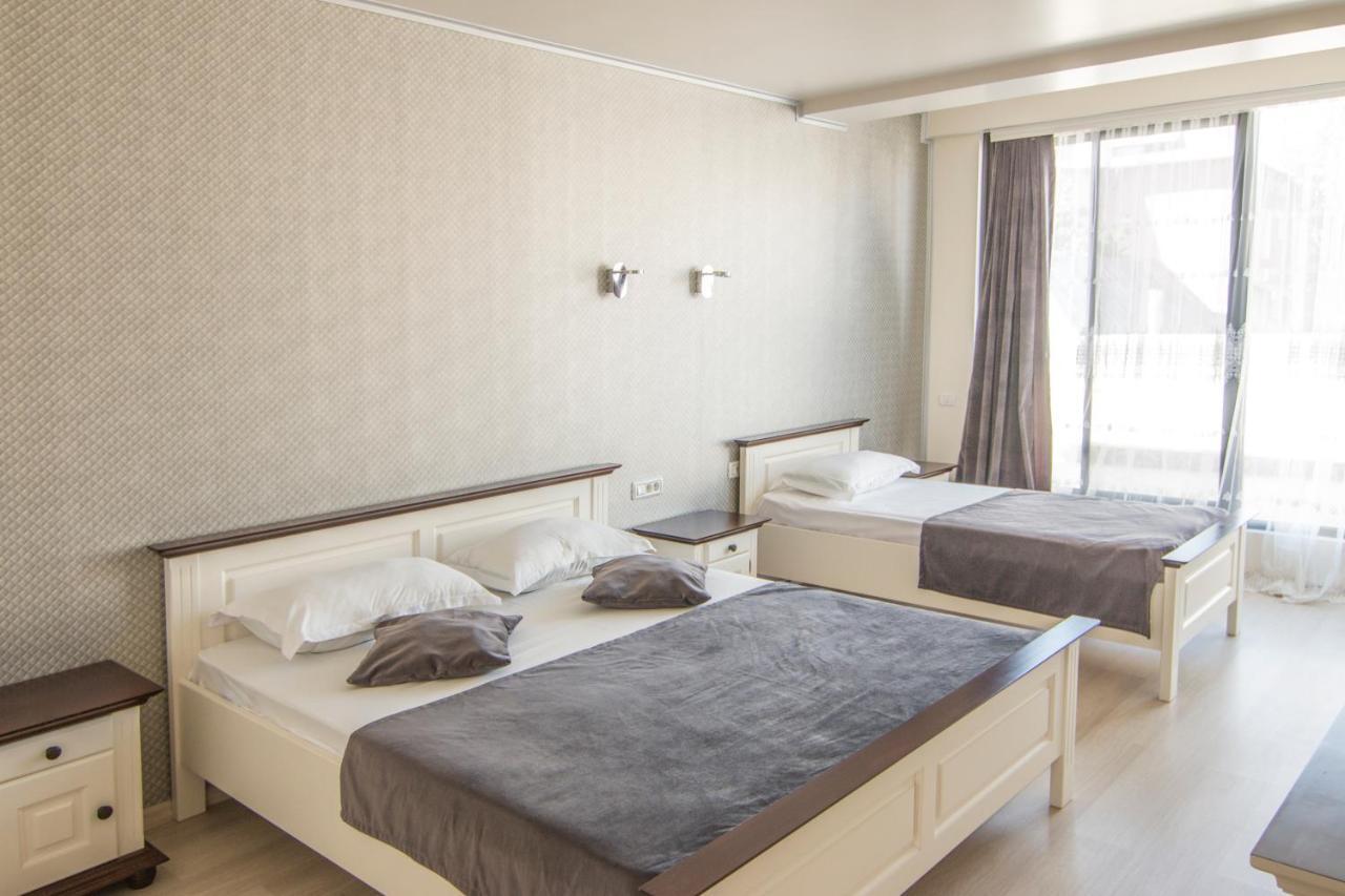 Hotel Merty Konstanca Kültér fotó