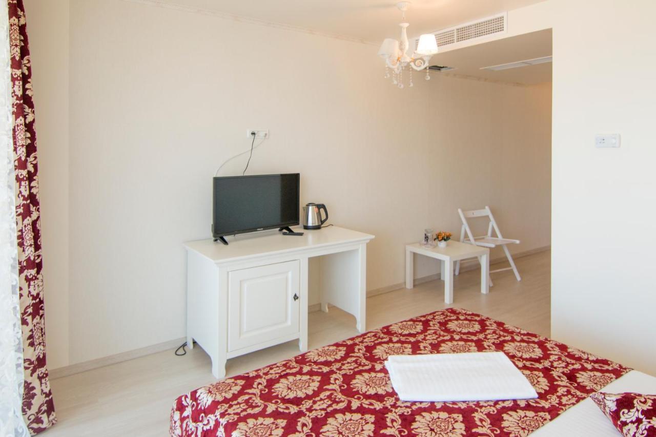 Hotel Merty Konstanca Kültér fotó